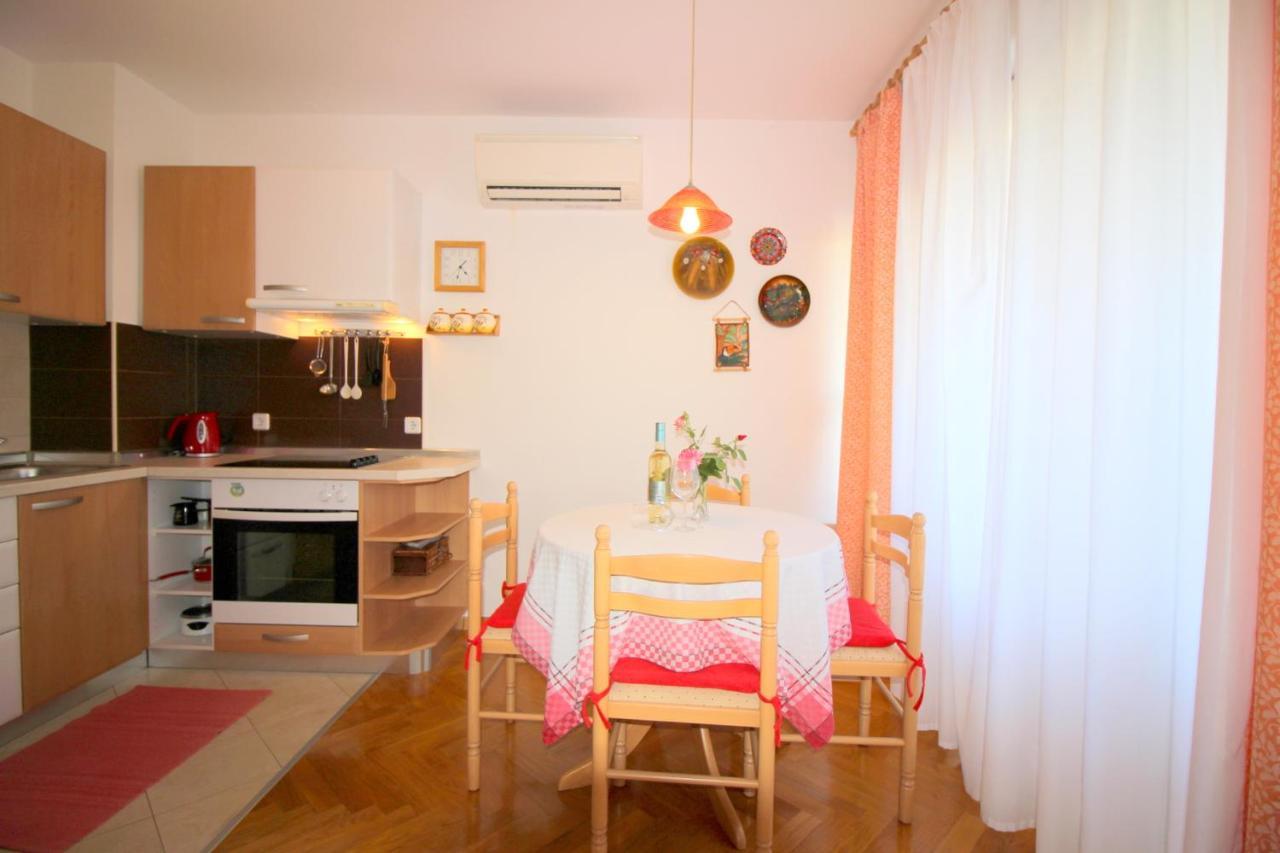 Apartment Vojka in city center Poreč Buitenkant foto